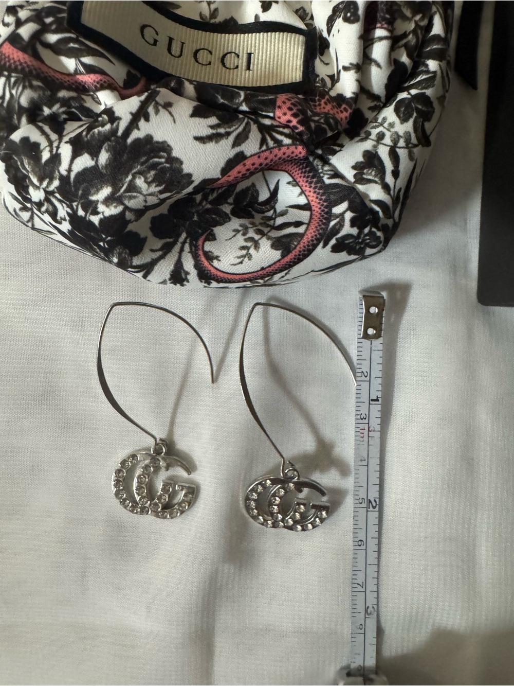 Gucci Silvery Crystal Double interlocking GG Hook Drop Earrings w/pouch and box - Picture 4 of 10
